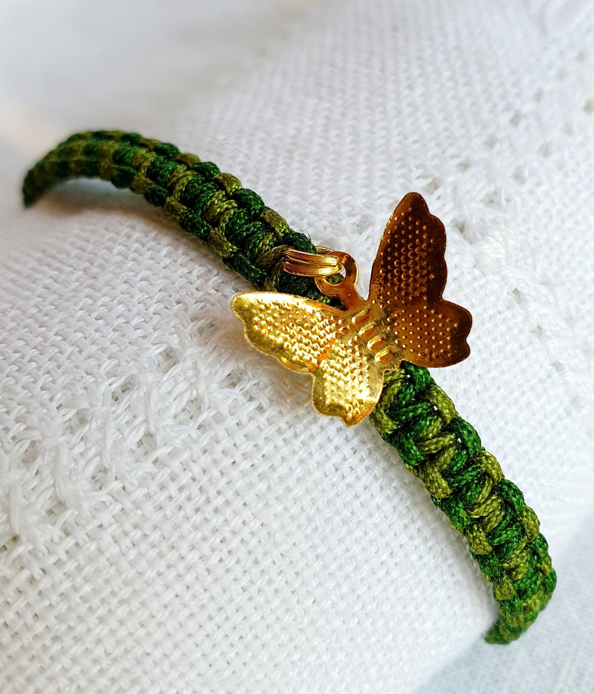 Bracelet tissé à breloque Papillon